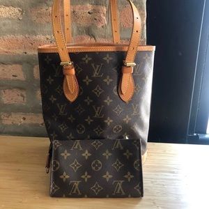 Auth Louis Vuitton Bucket PM